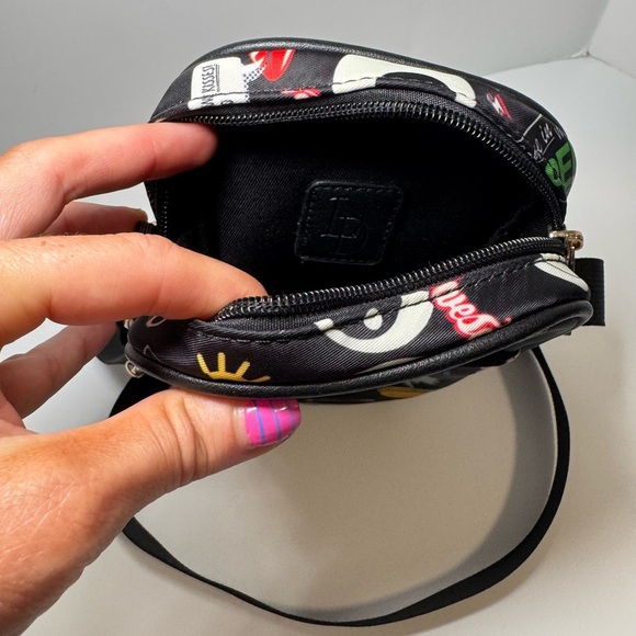 LD like dreams unisex crossbody bag - Picture 5 of 9